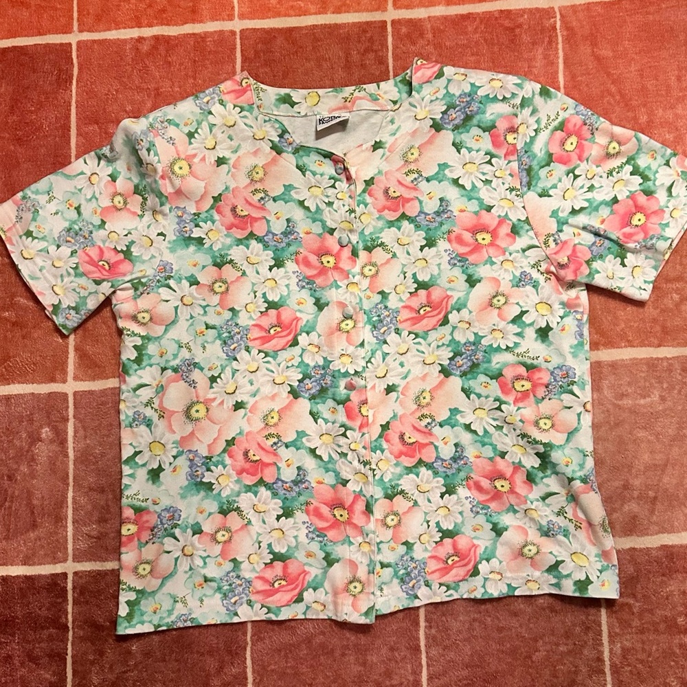 Koret Floral Button-Front Blouse in Pink, Green & White